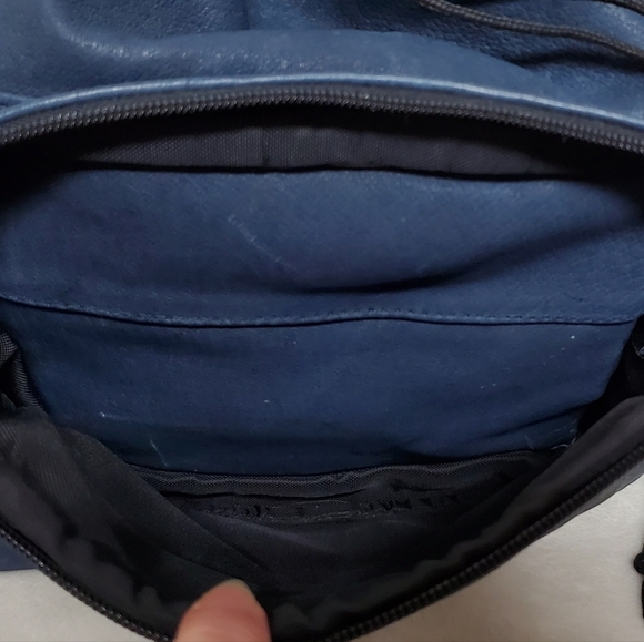 VINTAGE 70s Indigo Blue Textured Leather Large Backpack Overnight Weekend Bag - Picture 12 of 16